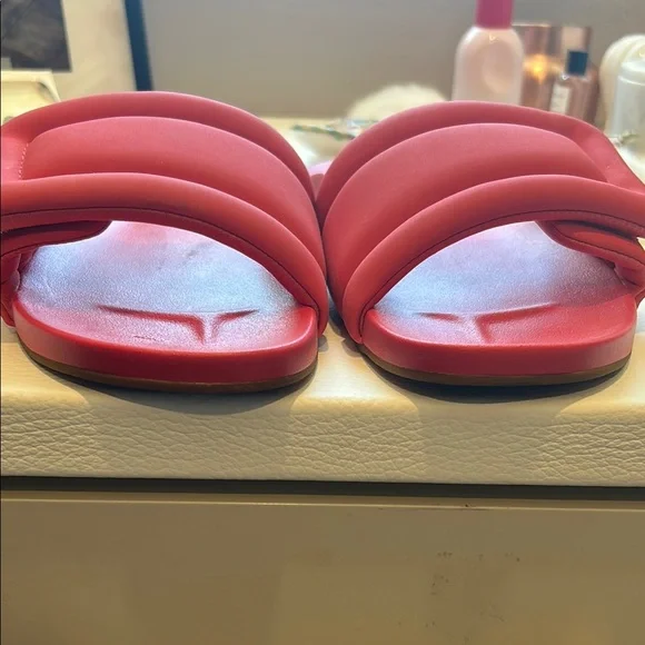 Women's OLUKAI slides - Picture 2 of 5